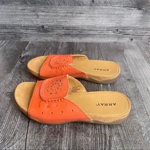 Array sand dollar leather sandals